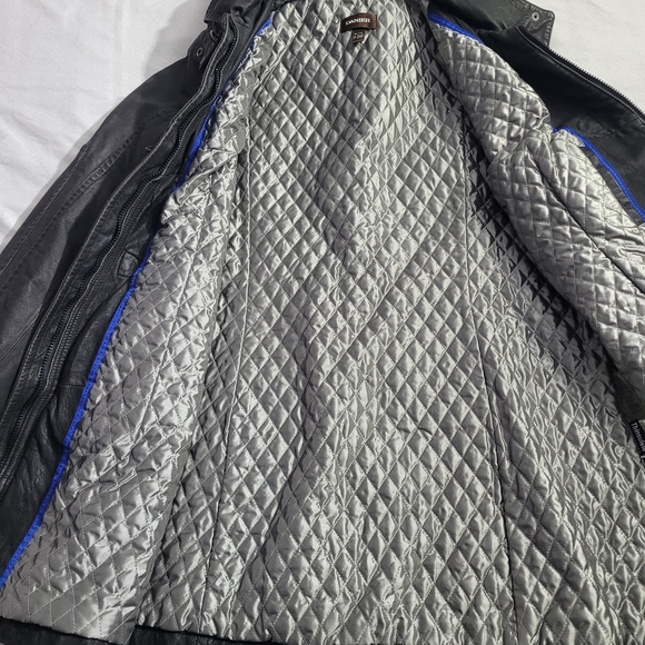 Danier Women's 3/4 Black Hooded Jacket (New) - Picture 5 of 8